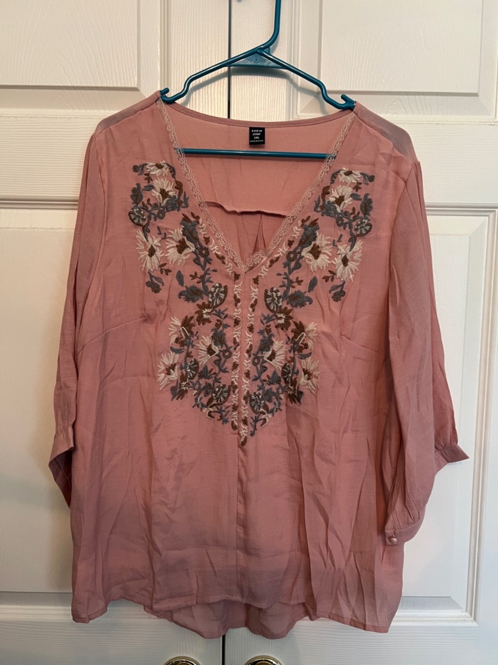 SHEIN Plus 1XL Rose Pink Floral Embroidered V-Neck Tunic BNWOT